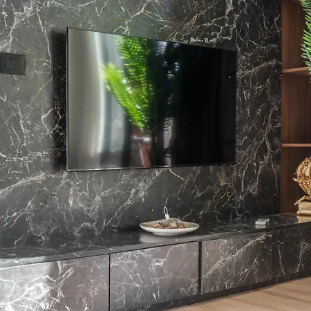 Modern Beachside Oasis דירה *