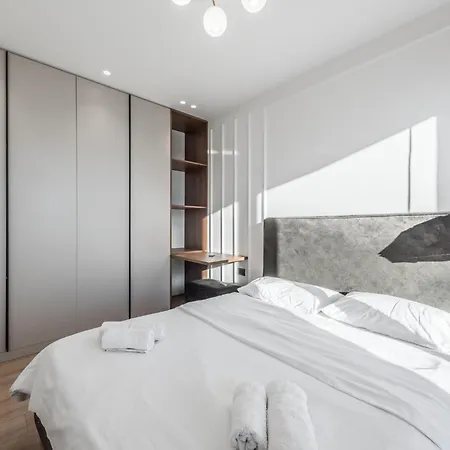 Appartamento Modern Beachside Oasis *
