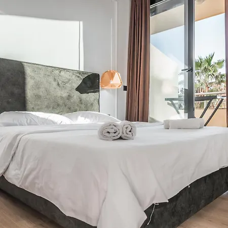 Appartamento Modern Beachside Oasis *